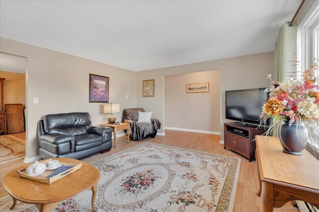 Building Photo - 178 Oakland Ave