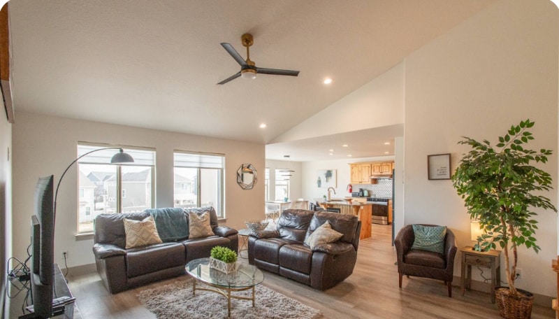 Building Photo - 14343 S Highfield Dr