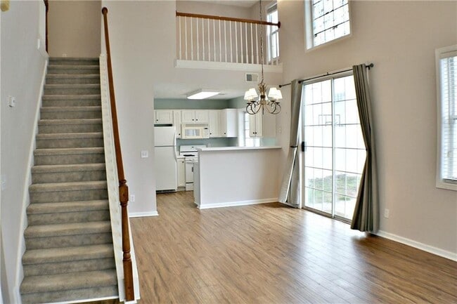 Building Photo - 383 Windcroft Cir NW