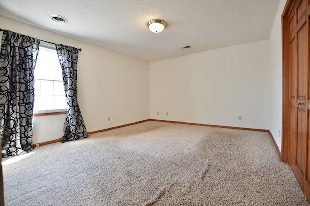 Master Bedroom - 129 Genoa Dr