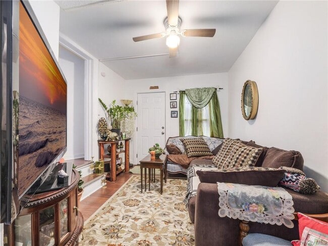 Building Photo - 32 4th St