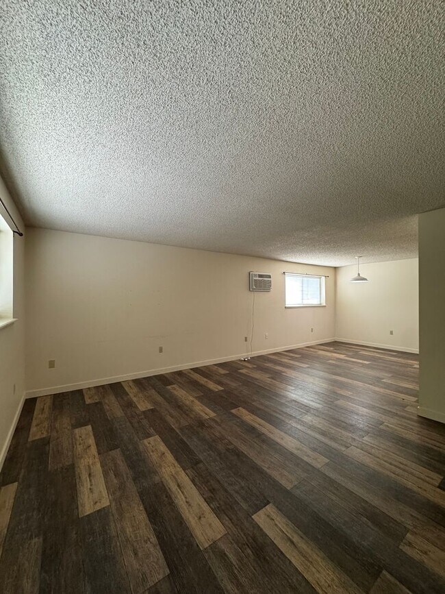 Building Photo - 500 W 12th Ave