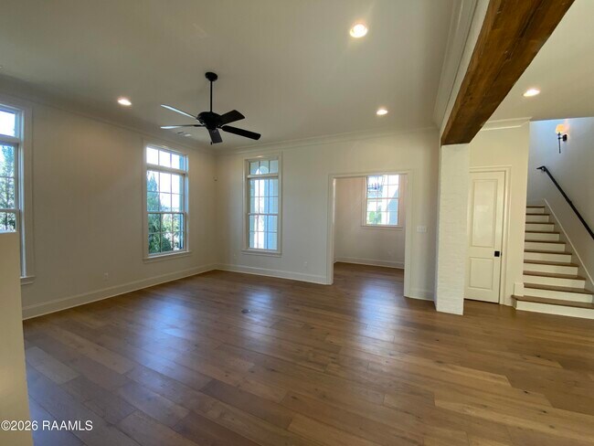 Building Photo - 2110 Belfleur St