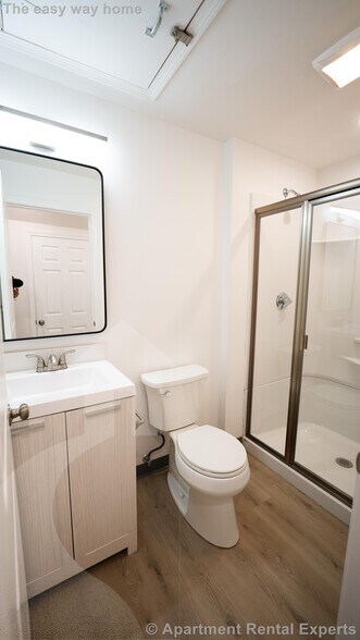 Building Photo - 303 Boston Ave