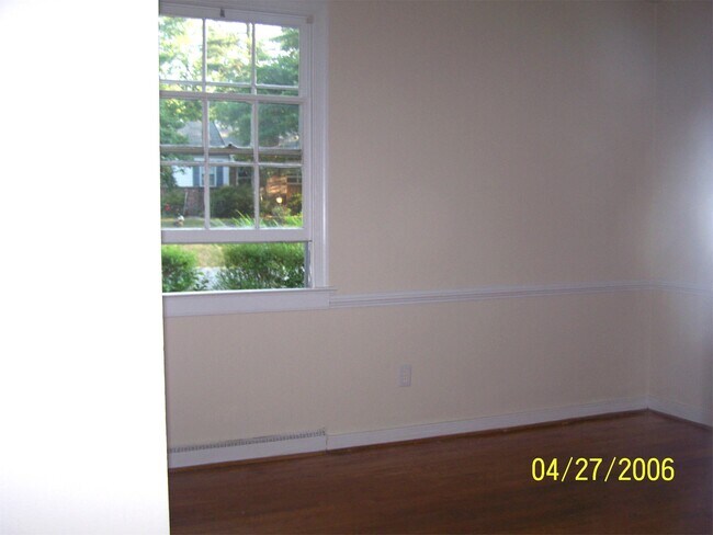 Building Photo - 7512 Westfield Rd