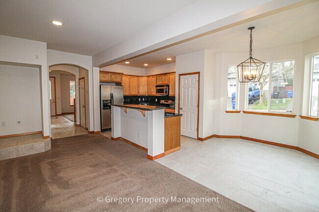 Building Photo - 12920 NE 203rd Ct