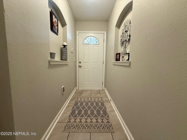 Building Photo - 10200 Belle Rive Blvd