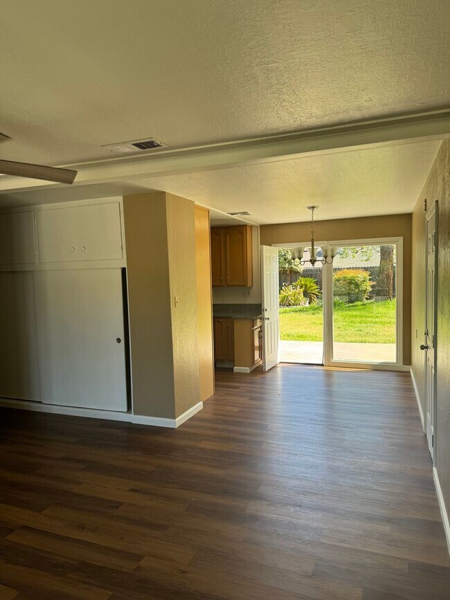 Building Photo - 3 BR/1BA | Newly Renovated Single Family Home | 1-Car Covered Parking | Large backyard