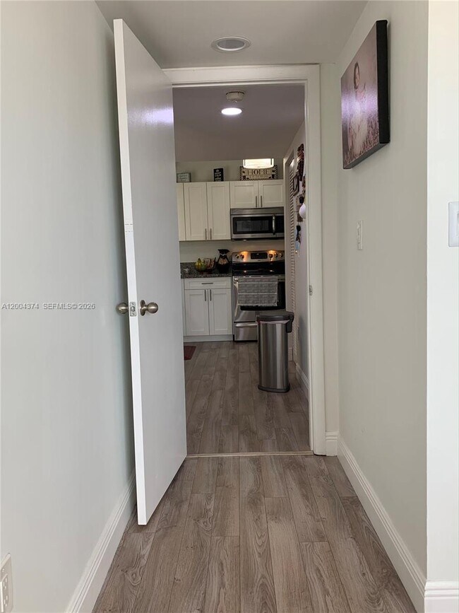 Building Photo - 8660 SW 212th St