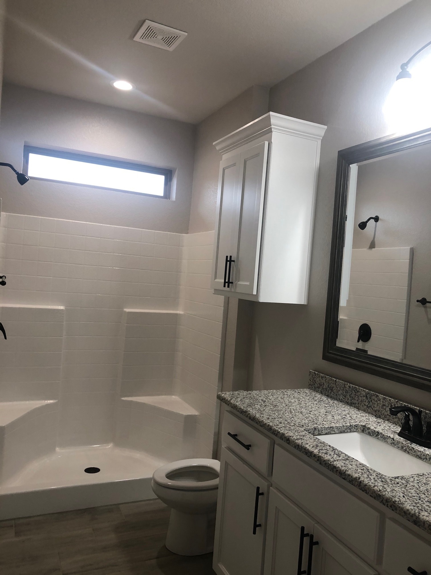 300 Kingdom Bath - 300 Kingdom Blvd