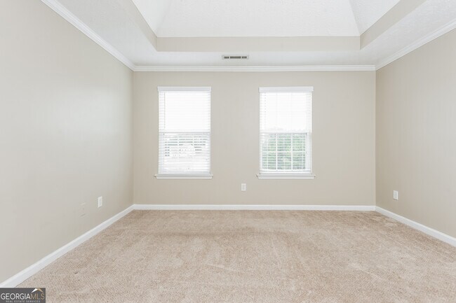 Building Photo - 5807 Goldleaf Way