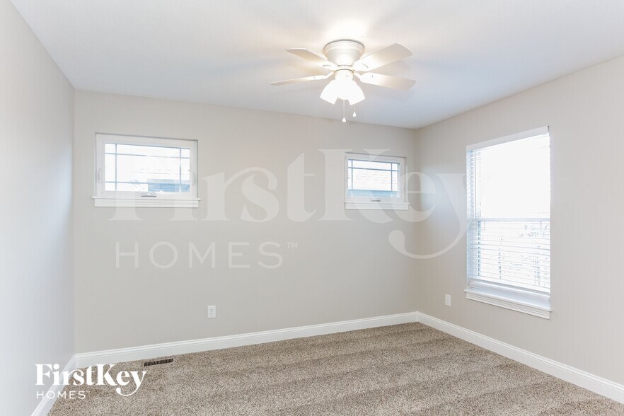 Building Photo - 5928 Aldridge Dr