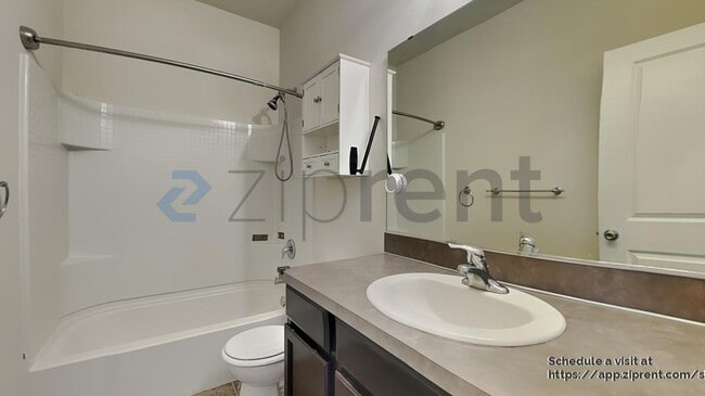 Building Photo - 19310 19th Ave Ct E