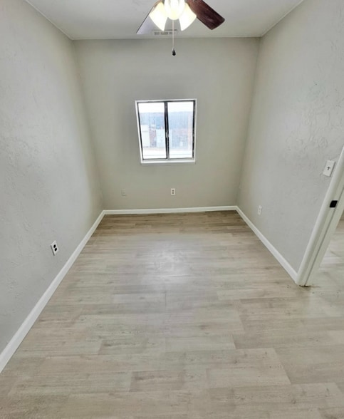 Building Photo - 404 N Walnut St