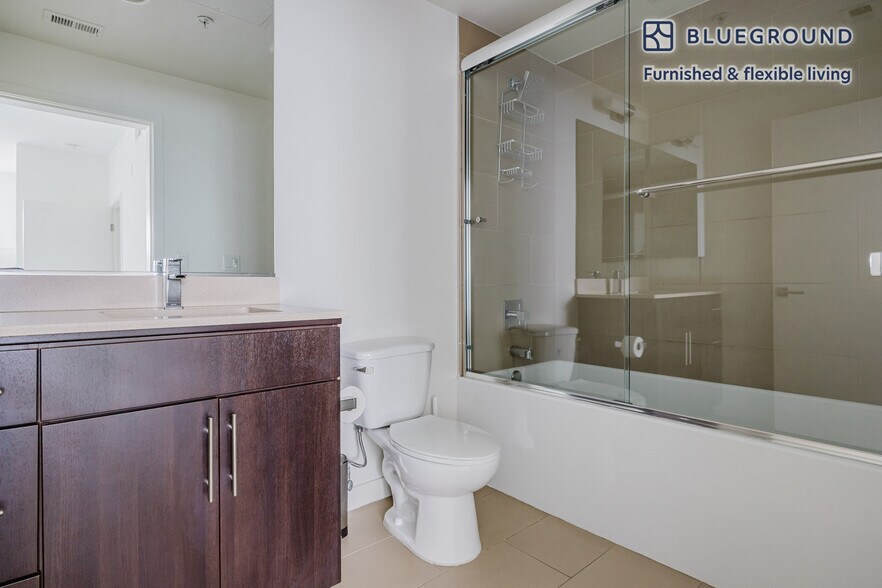 Building Photo - 13488 Maxella Ave