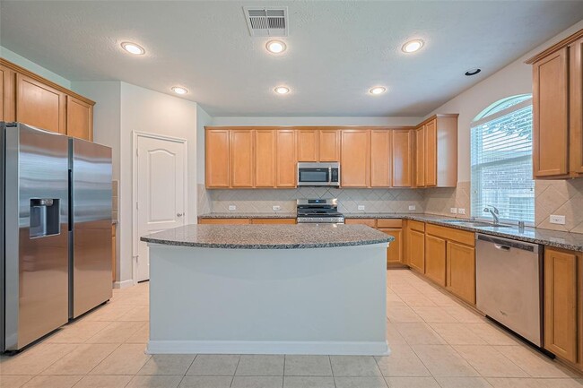Building Photo - 24523 Carlton Springs Ln
