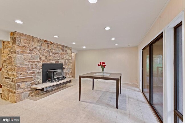 Building Photo - 1404 Wolftrap Run Rd