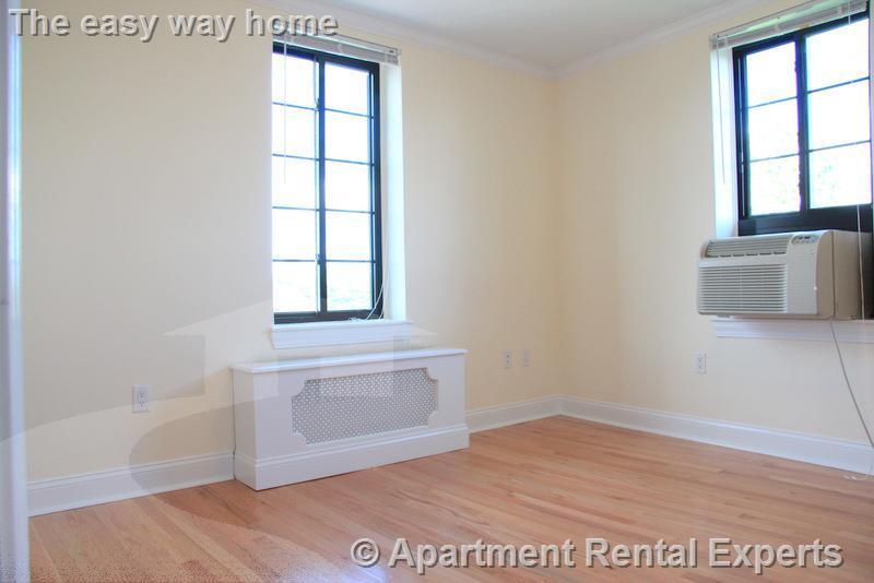 Building Photo - 60 Brattle St