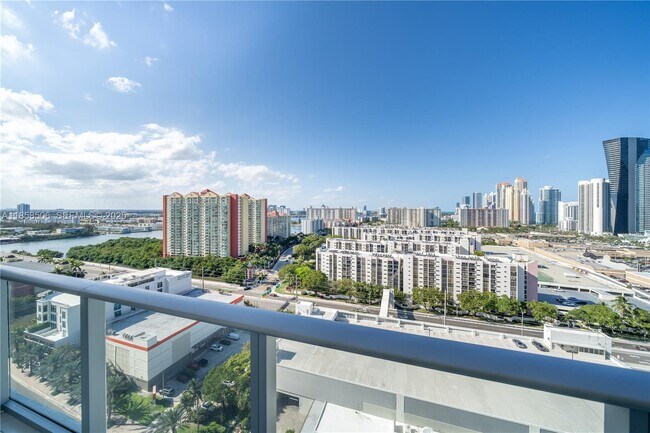 Building Photo - 300 Sunny Isles Blvd