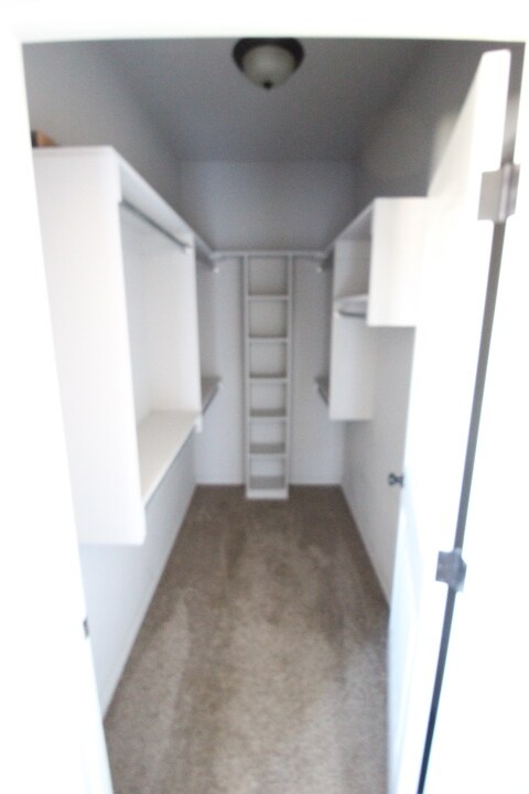 Building Photo - 20659 Landmark Dr