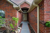 Building Photo - 21003 Claremore Ct