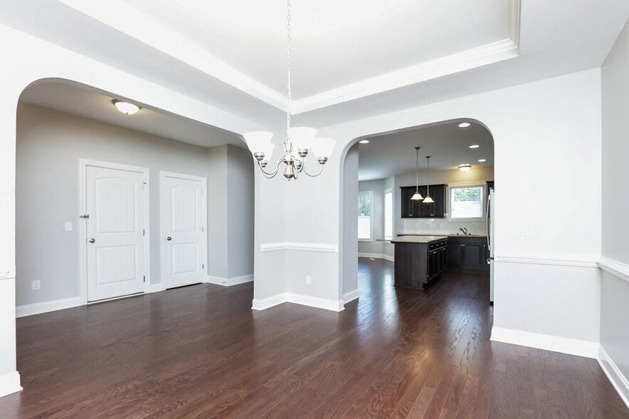 Building Photo - 168 Hawkesburg Dr