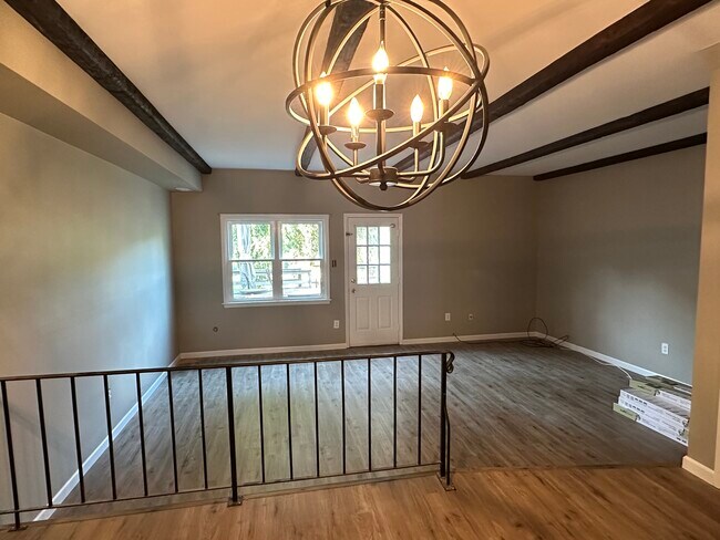 Living room - 887 Williams Pl