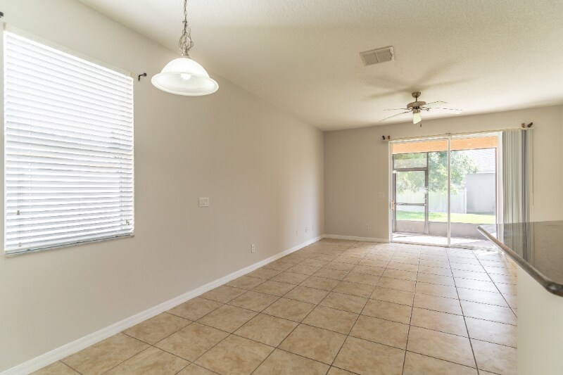 Building Photo - 2600 Deansgate Ct