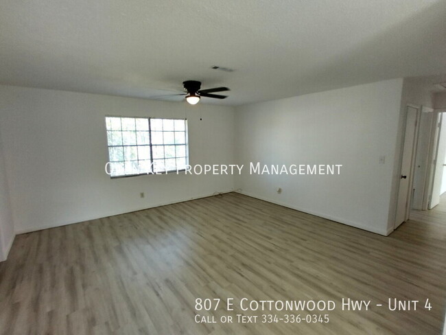 Building Photo - 807 E Cottonwood Rd