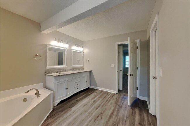 Building Photo - 1285 Morgan Chase Terrace NE