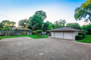 Building Photo - 2936 Woodmere Dr