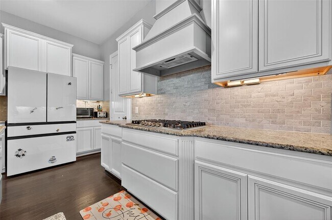 Building Photo - 4947 Thunder Creek Ln
