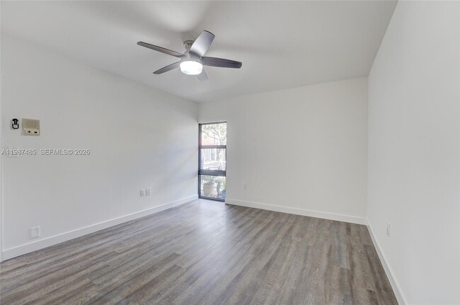 Building Photo - 8352 Dundee Terrace