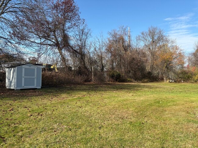 Building Photo - 152 Blacks Rd