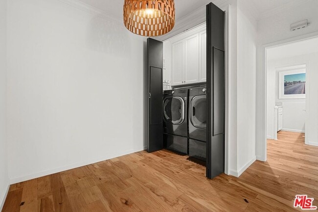 Building Photo - 10671 Holman Ave