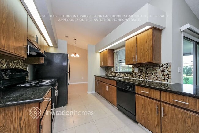 Building Photo - 138 Barrington Dr