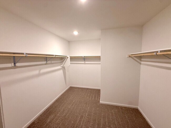 Building Photo - Modern 3BD/2BA Home Built in 2024 with Open Floor Plan, Granite Kitchen & 2-Car Garage in Twin Pa...