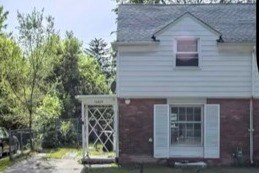 Building Photo - 16829 Evergreen Rd