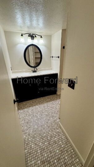 Building Photo - 175 Malabu Dr