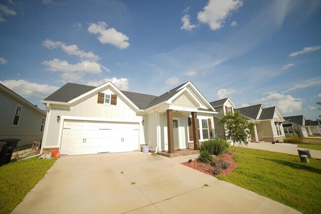Primary Photo - 219 Bienville Pl
