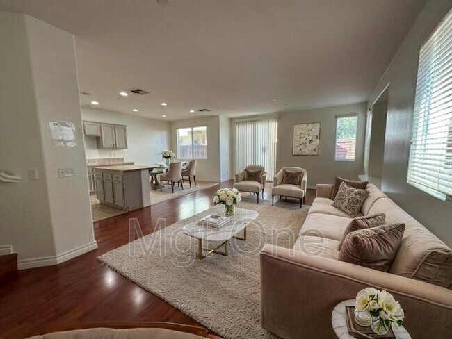 Building Photo - 4485 Spring Knolls Ct