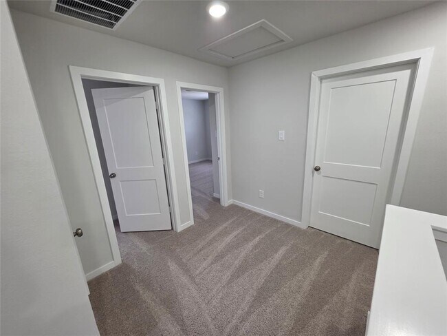 Building Photo - 7878 Alset Dr