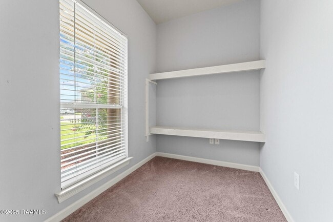 Building Photo - 2934 Nicholson Lake Dr