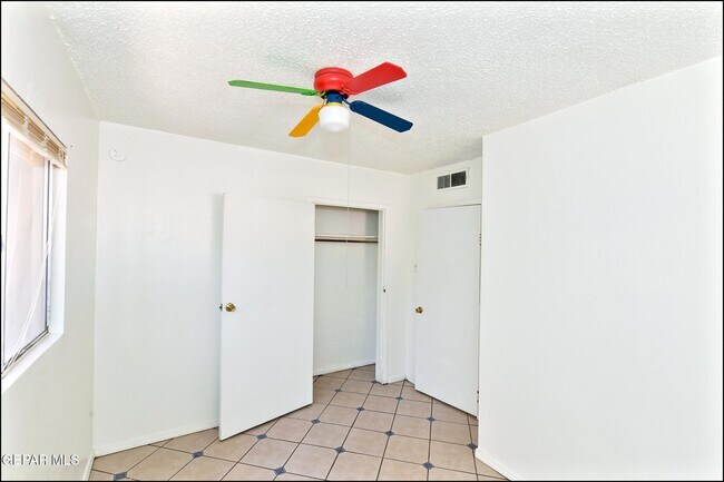 Building Photo - 7817 Caliche Dr