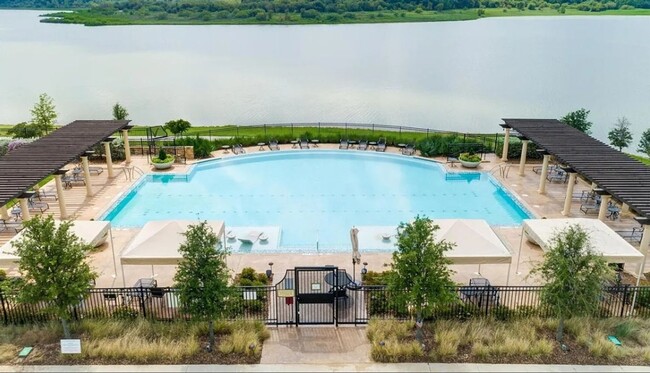 Building Photo - Beautiful 4BR/3BA Highland Home for Rent i...