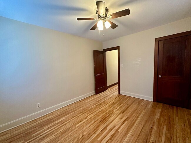 Building Photo - 24 W Tulane Rd