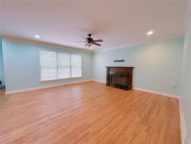 Building Photo - 280 Graystone Way