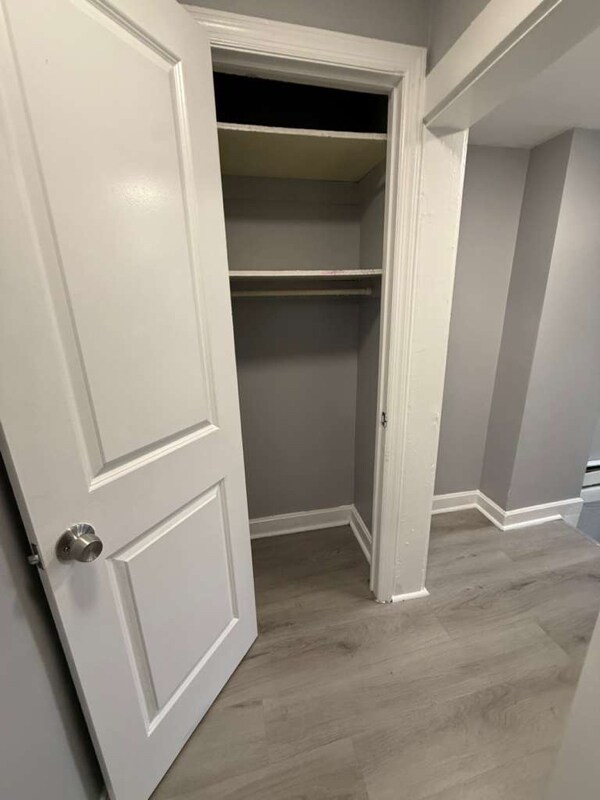 Building Photo - 179 New St