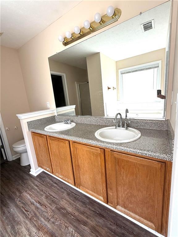 Building Photo - 3683 White Pine Rd
