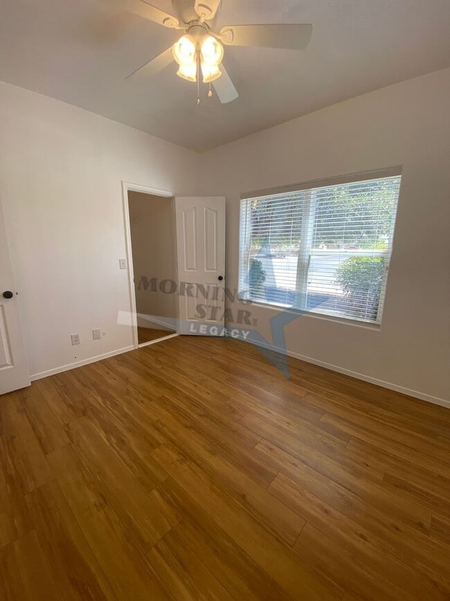 Building Photo - Charming 3 bedroom 2 bath home in Las Colinas